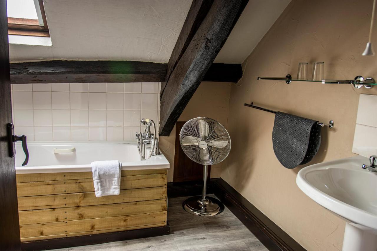 White Hart Inn Bouth Extérieur photo